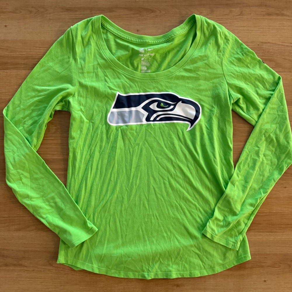 Nike Seattle Seahawks Womens Long Sleeve Shirt Action Green NFL Team Apparel M‎